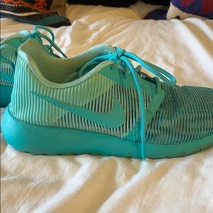 Nike women’s shoes